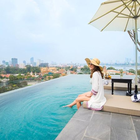 Glow Park Hotel Grand Royal Palace Phnom Penh Esterno foto